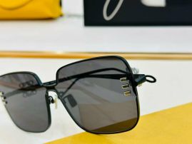 Picture of Loewe Sunglasses _SKUfw57312940fw